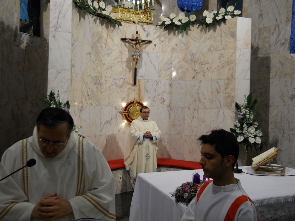 8-12-2011-messa-processione-031