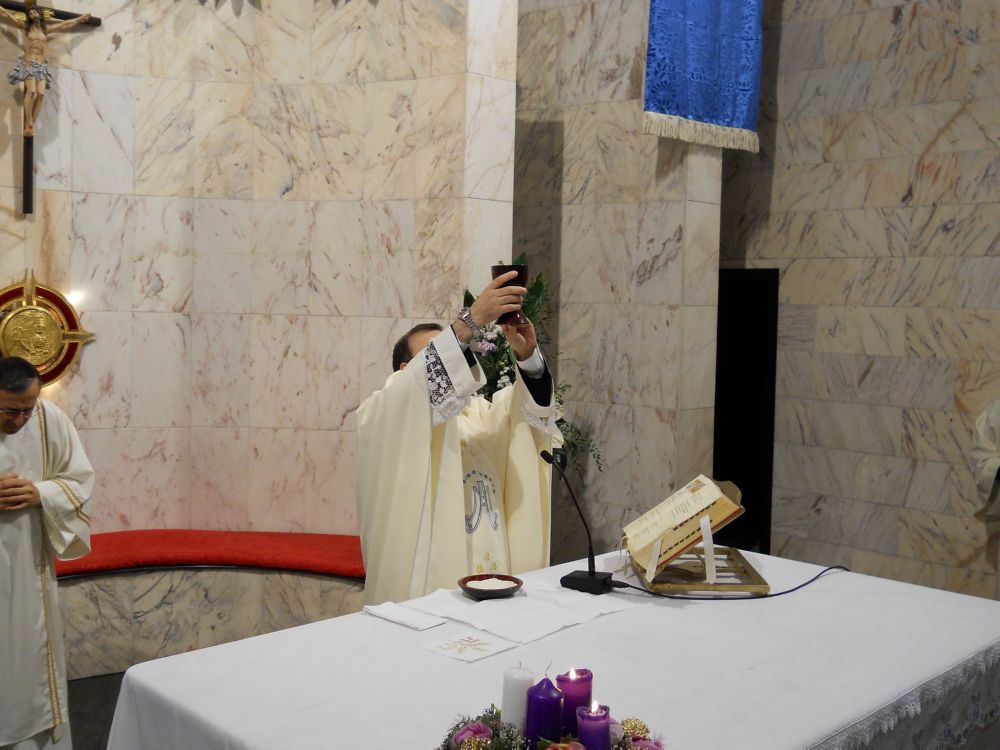 8-12-2011-messa-processione-046