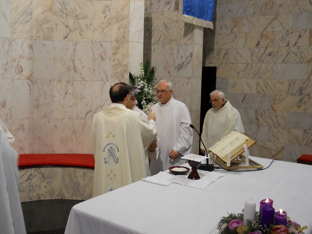 8-12-2011-messa-processione-056