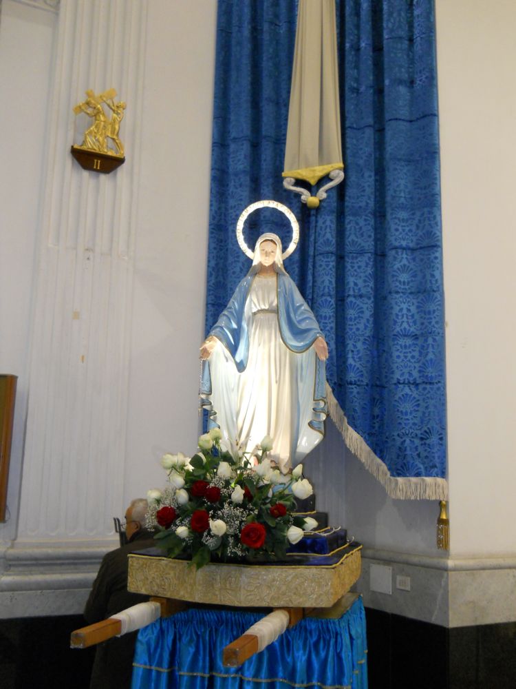 8-12-2011-messa-processione-073