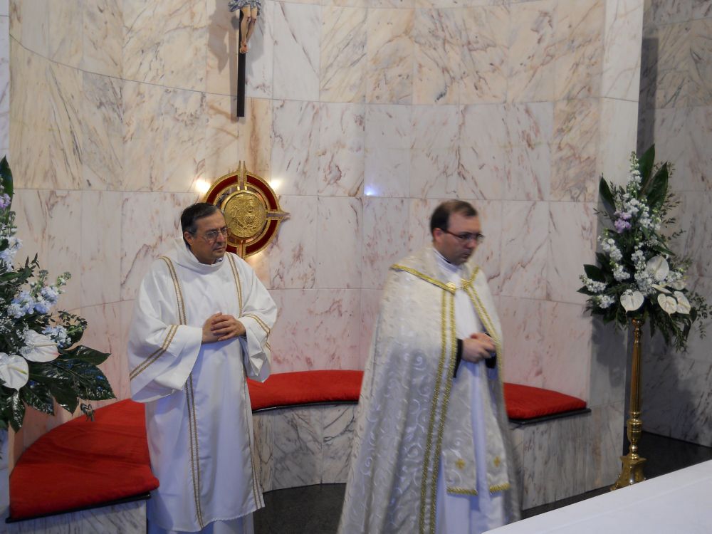 8-12-2011-messa-processione-075