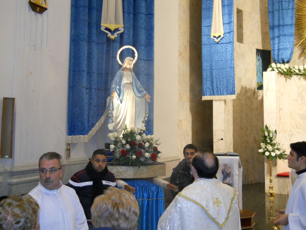 8-12-2011-messa-processione-080