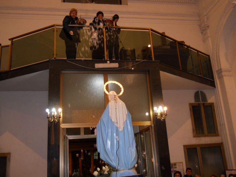 8-12-2011-messa-processione-090