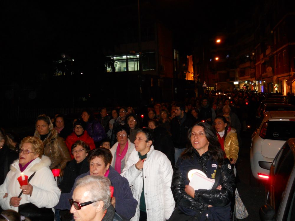 8-12-2011-messa-processione-129