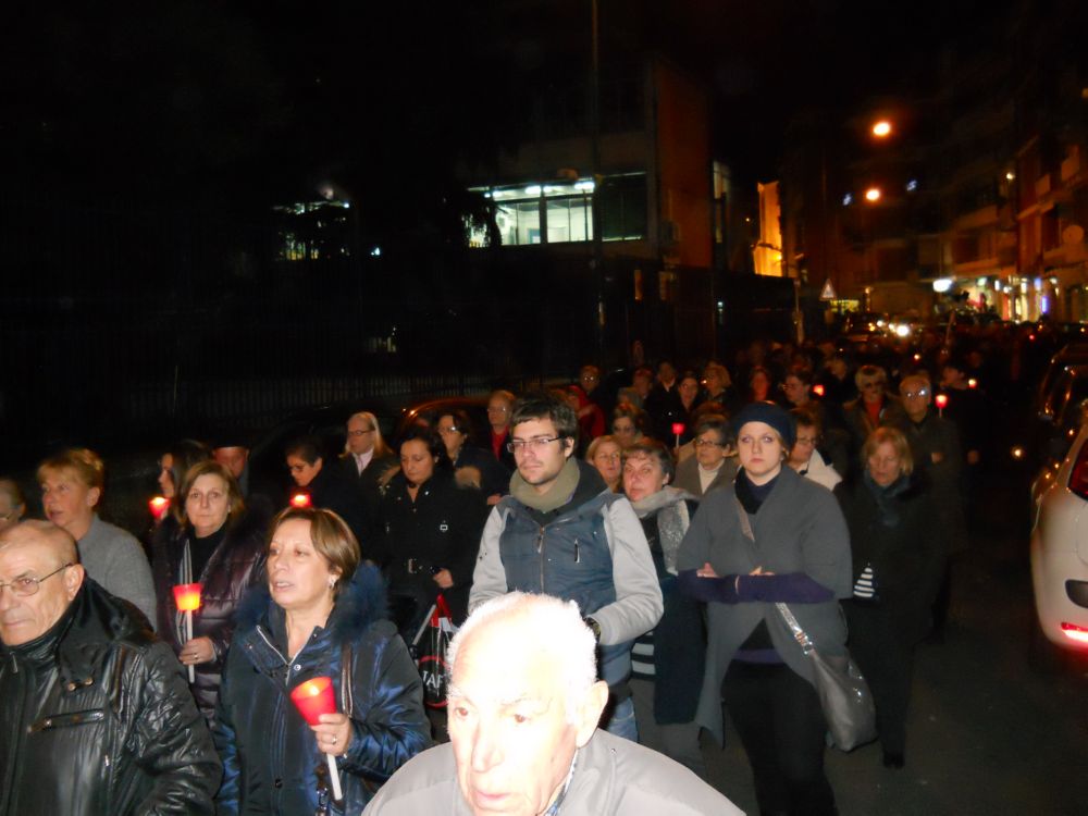 8-12-2011-messa-processione-130