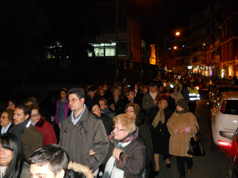 8-12-2011-messa-processione-134