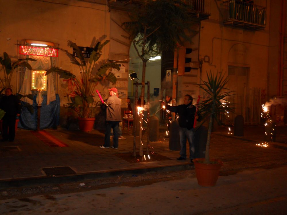 8-12-2011-messa-processione-151
