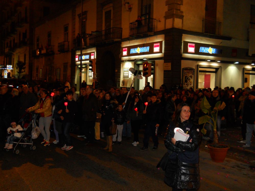 8-12-2011-messa-processione-161