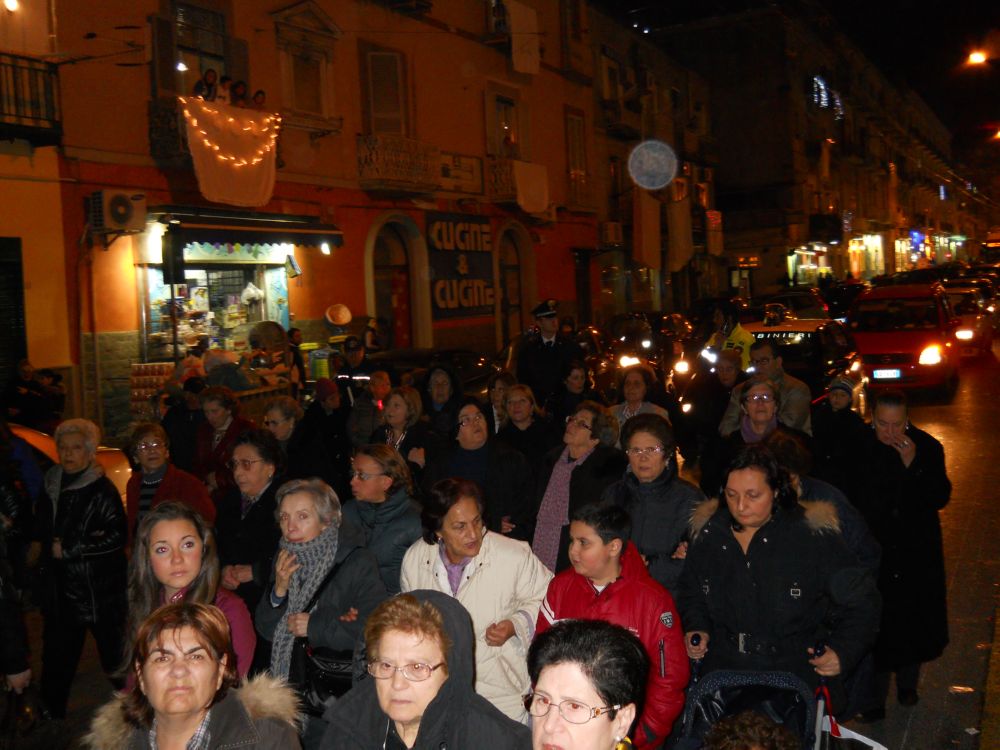 8-12-2011-messa-processione-183