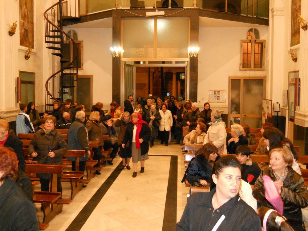 8-12-2011-messa-processione-194