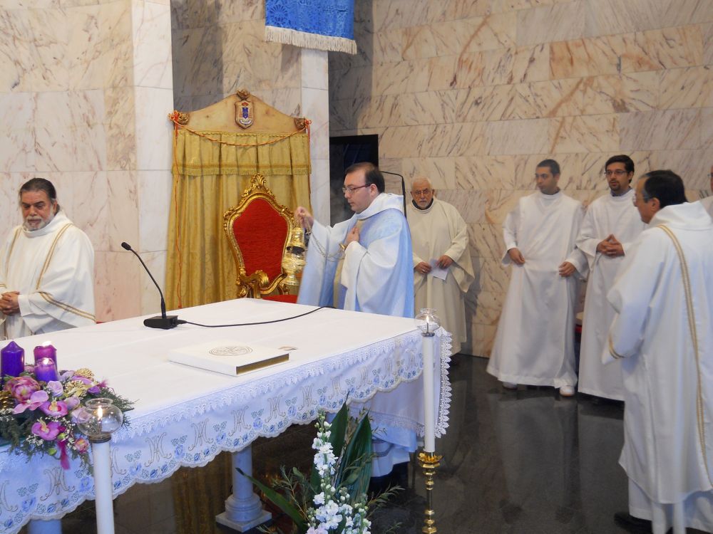 8-12-2011-messa-ore-12-011