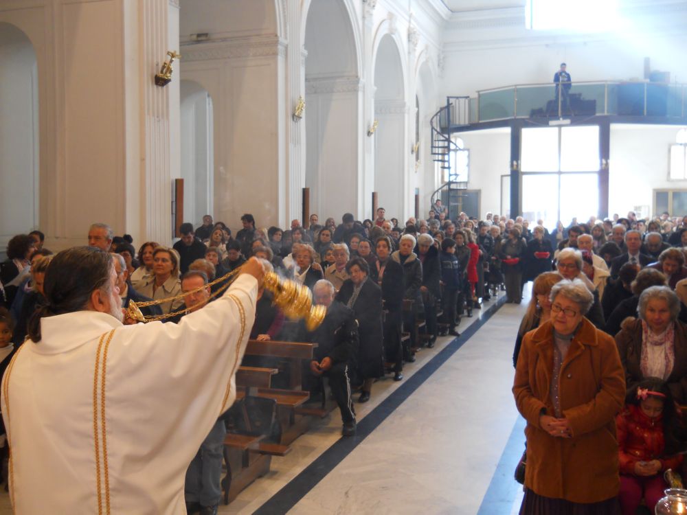 8-12-2011-messa-ore-12-024