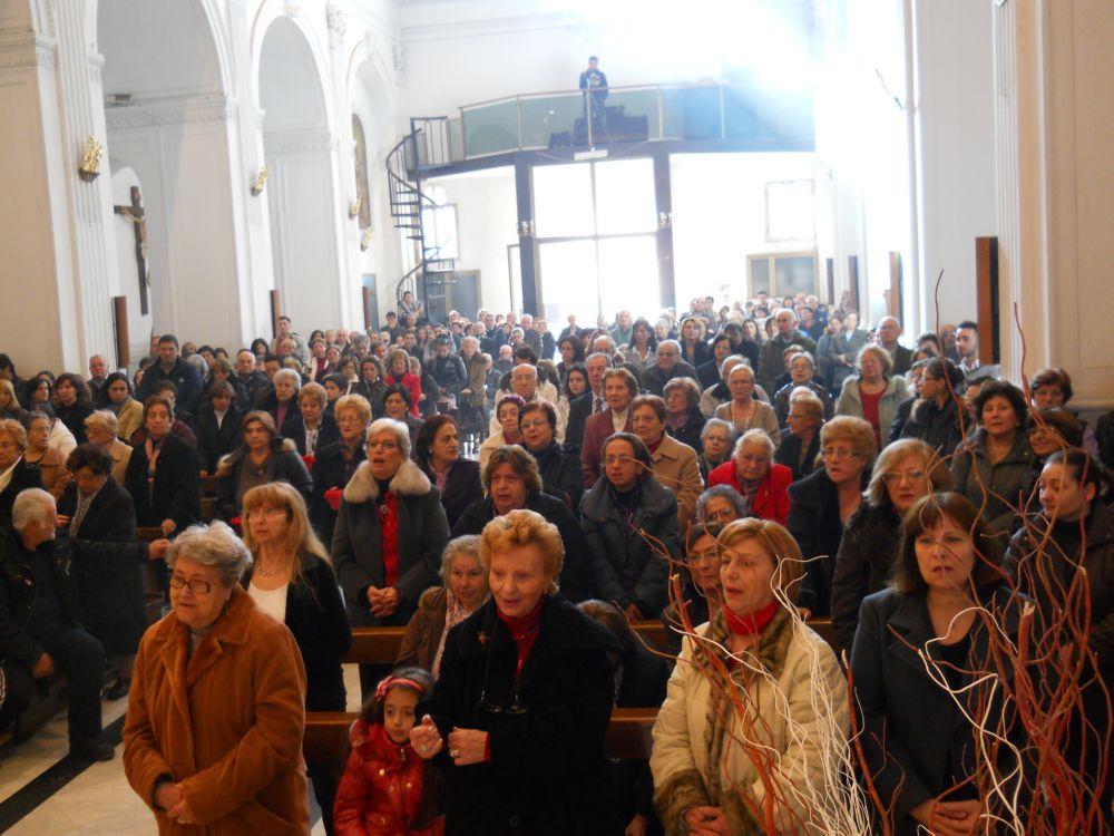 8-12-2011-messa-ore-12-025