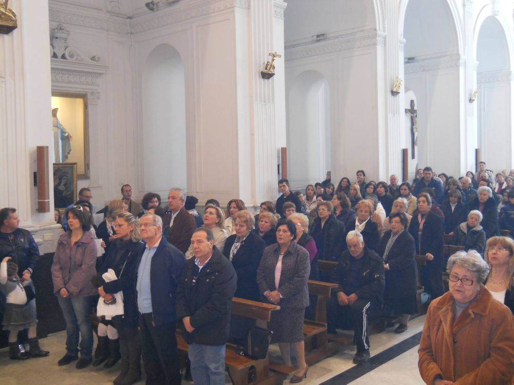 8-12-2011-messa-ore-12-029