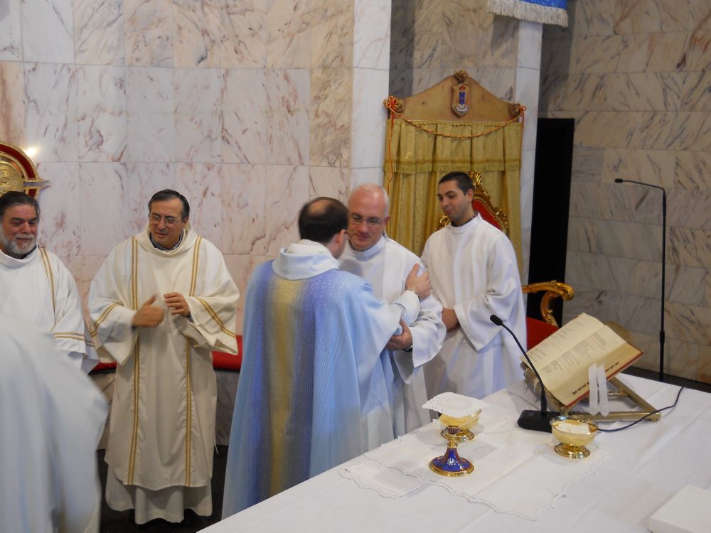 8-12-2011-messa-ore-12-053