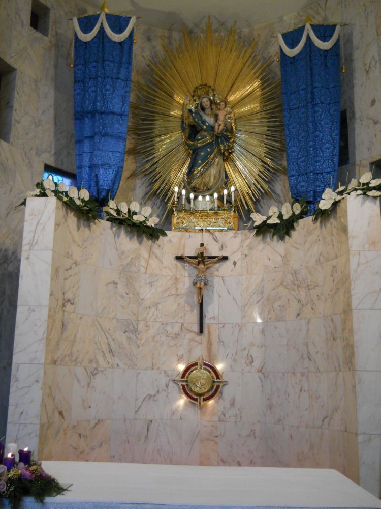 8-12-2011-messa-ore-12-110