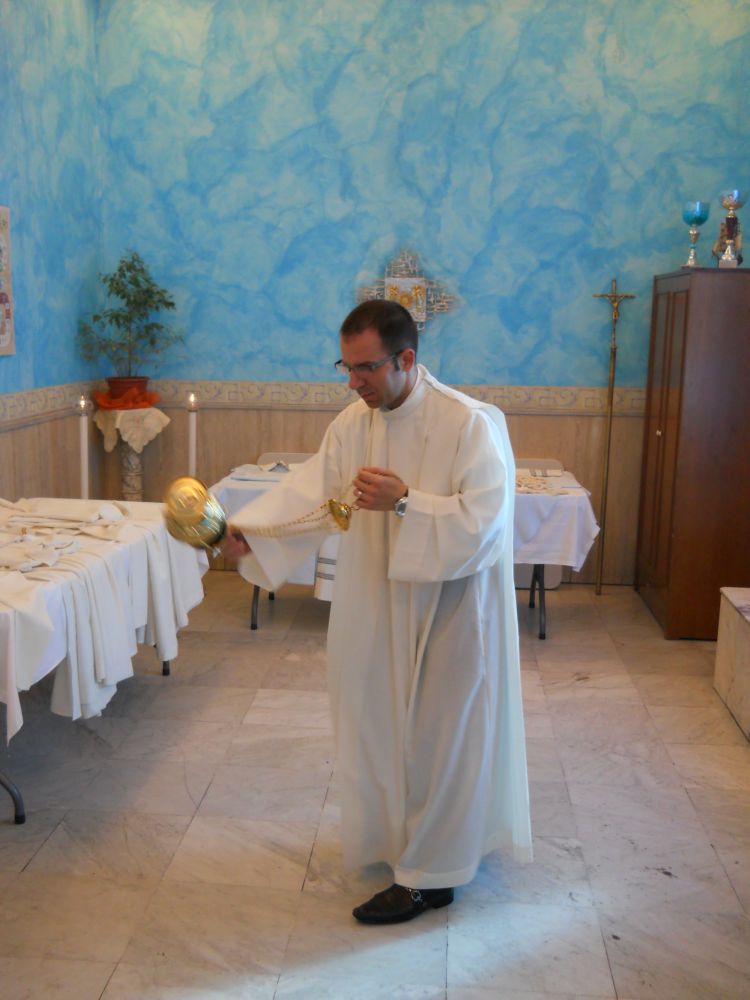 8-12-2011-messa-ore-12-116